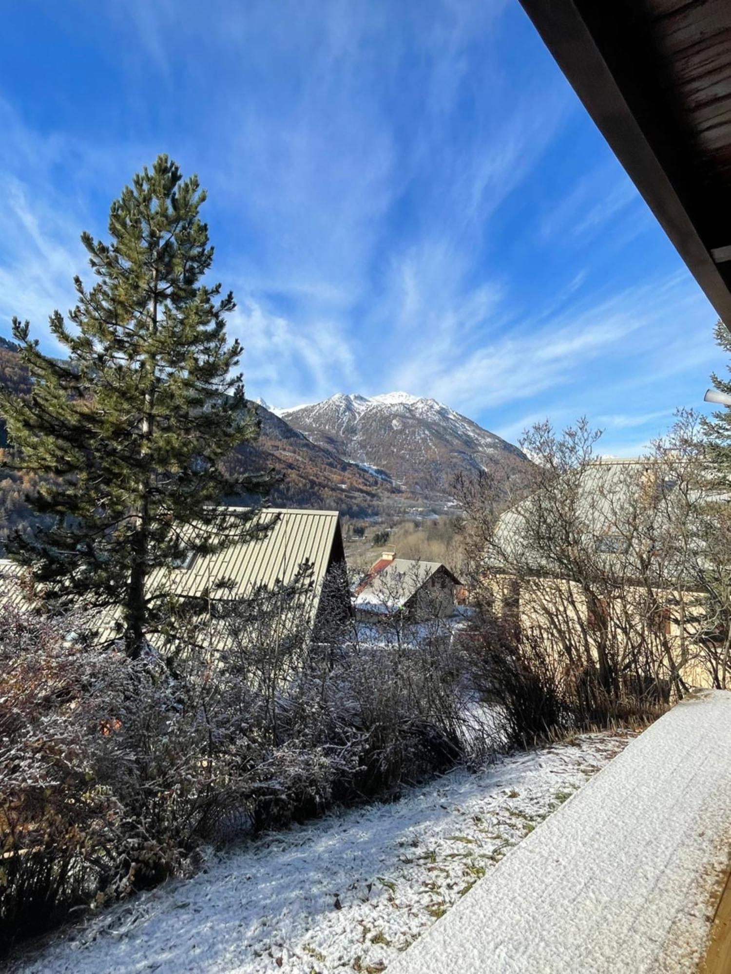 Serre Chevalier Studio 30 M2 Coin Montagne A 8 Minutes Des Pistes Saint-Chaffrey Esterno foto